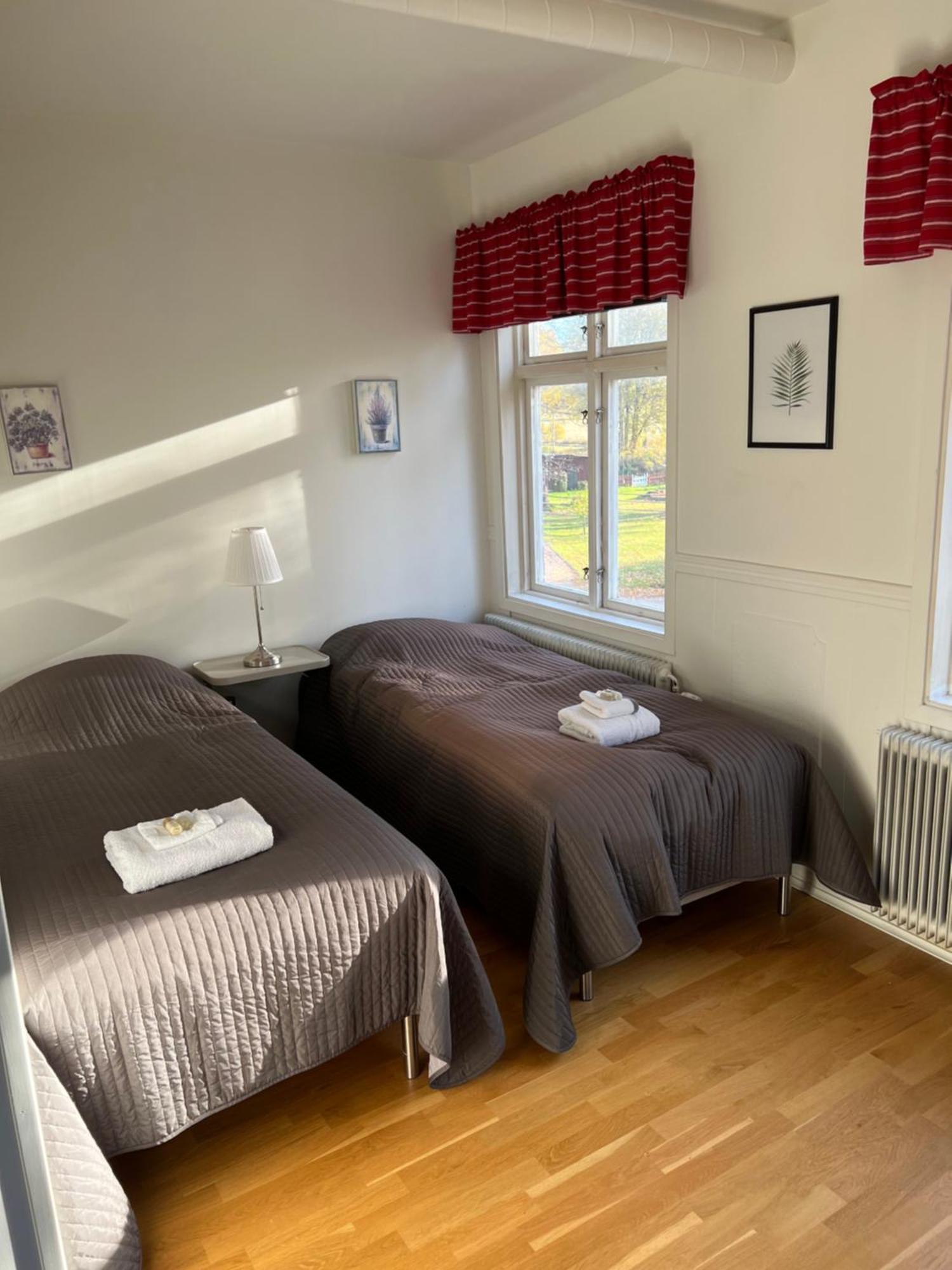 Hotel Husby Waerdshus Dala Husby Esterno foto